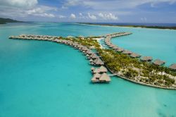 Hotels - St. Regis Resort Bora Bora, Bora Bora